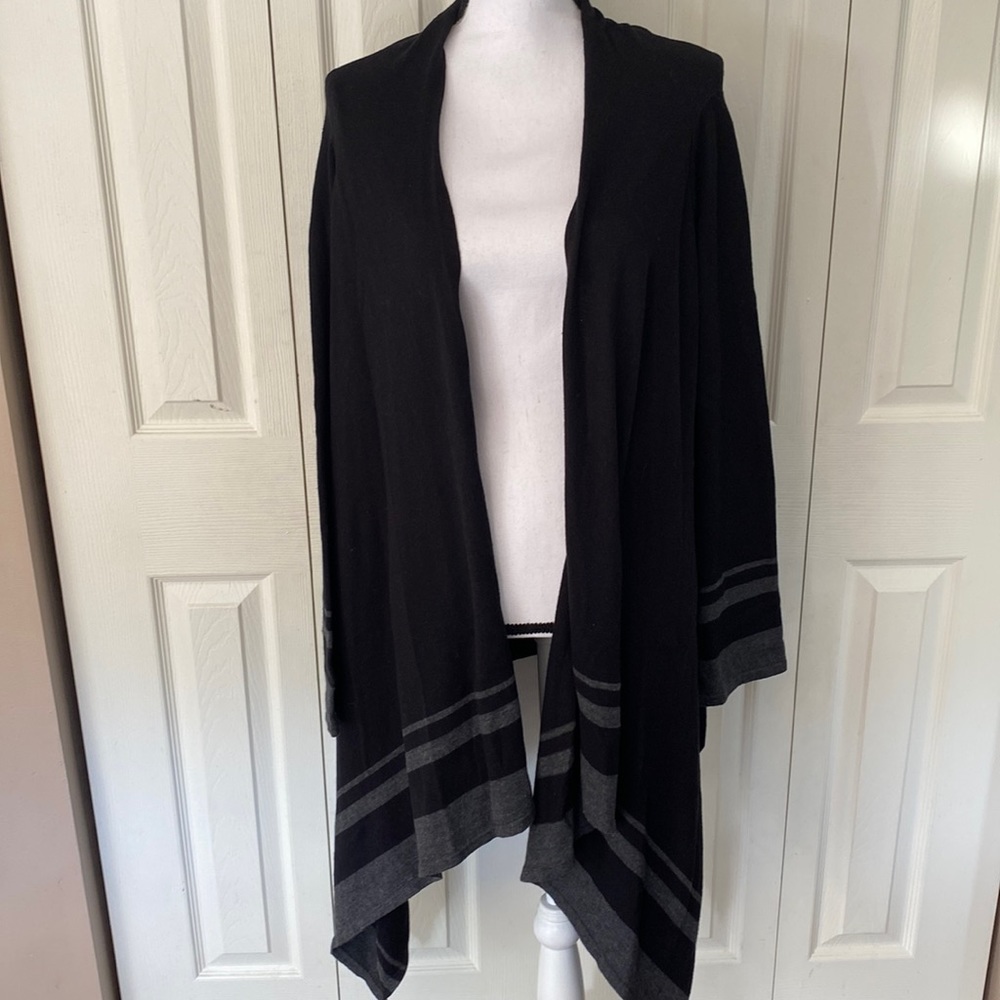 Max Edition Women Large Black Cardigan